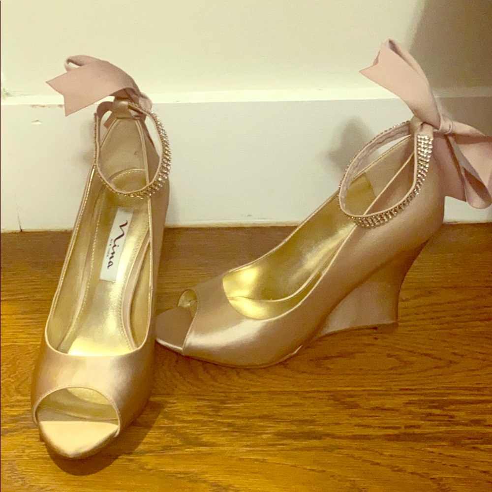 Nina Wedges - Emma